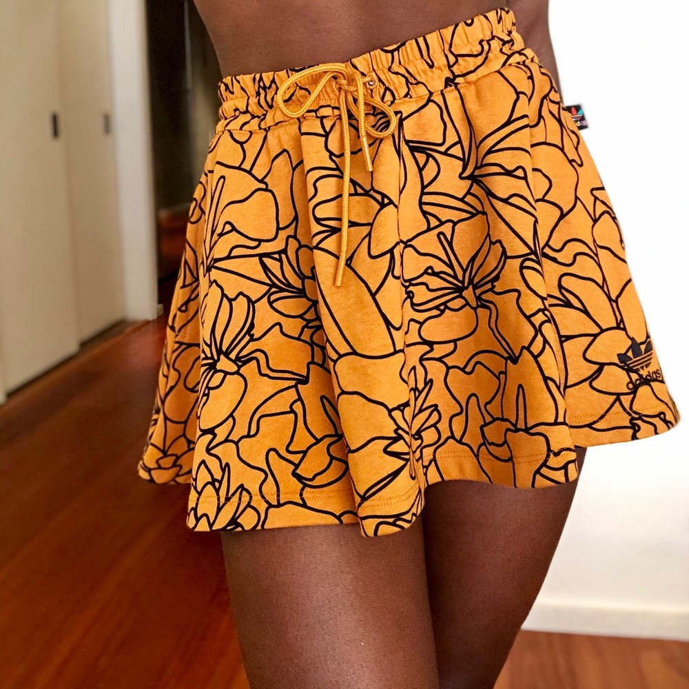 Adidas Fleece Pattern Skirt - Picture 3 of 3